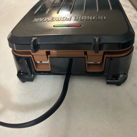 George Foreman GRS040BC Classic Plate Electric Indoor Grill New - Picture 6 of 6